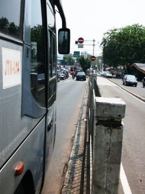 Jalur Transjakarta Harus Segera Disterilkan
