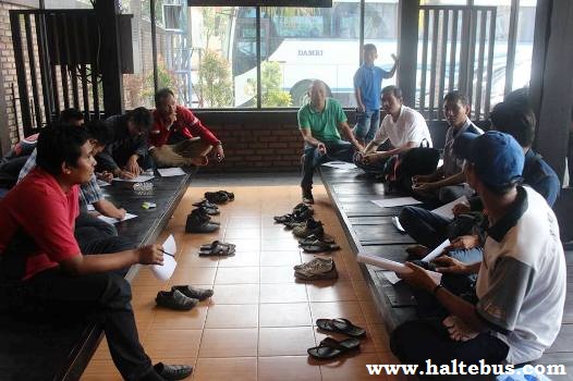 Berbenah Bersama Pelanggan? Siapa Takut
