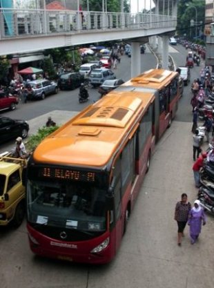 DAMRI Siap Operasikan Bus Gandeng di Koridor Blok-Kota