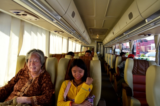 DAMRI Naik Kelas, Luncurkan Bus Super Eksekutif