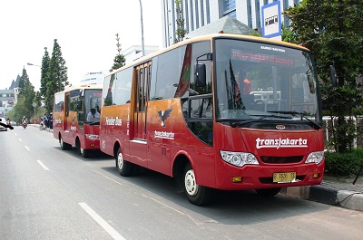 Tiga Rute Feeder Transjakarta Diresmikan