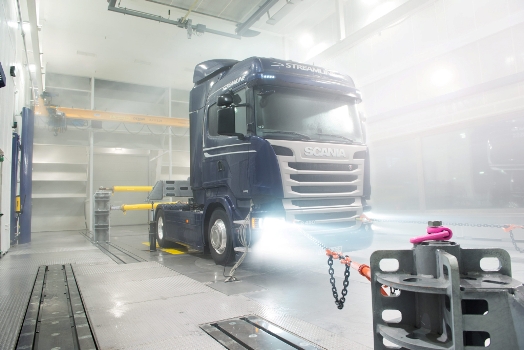 Scania Resmikan Fasilitas Uji Iklim Dalam Ruang