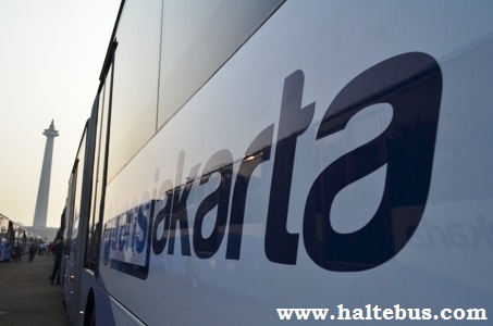 Berlebaran Bersama Bus Baru Transjakarta