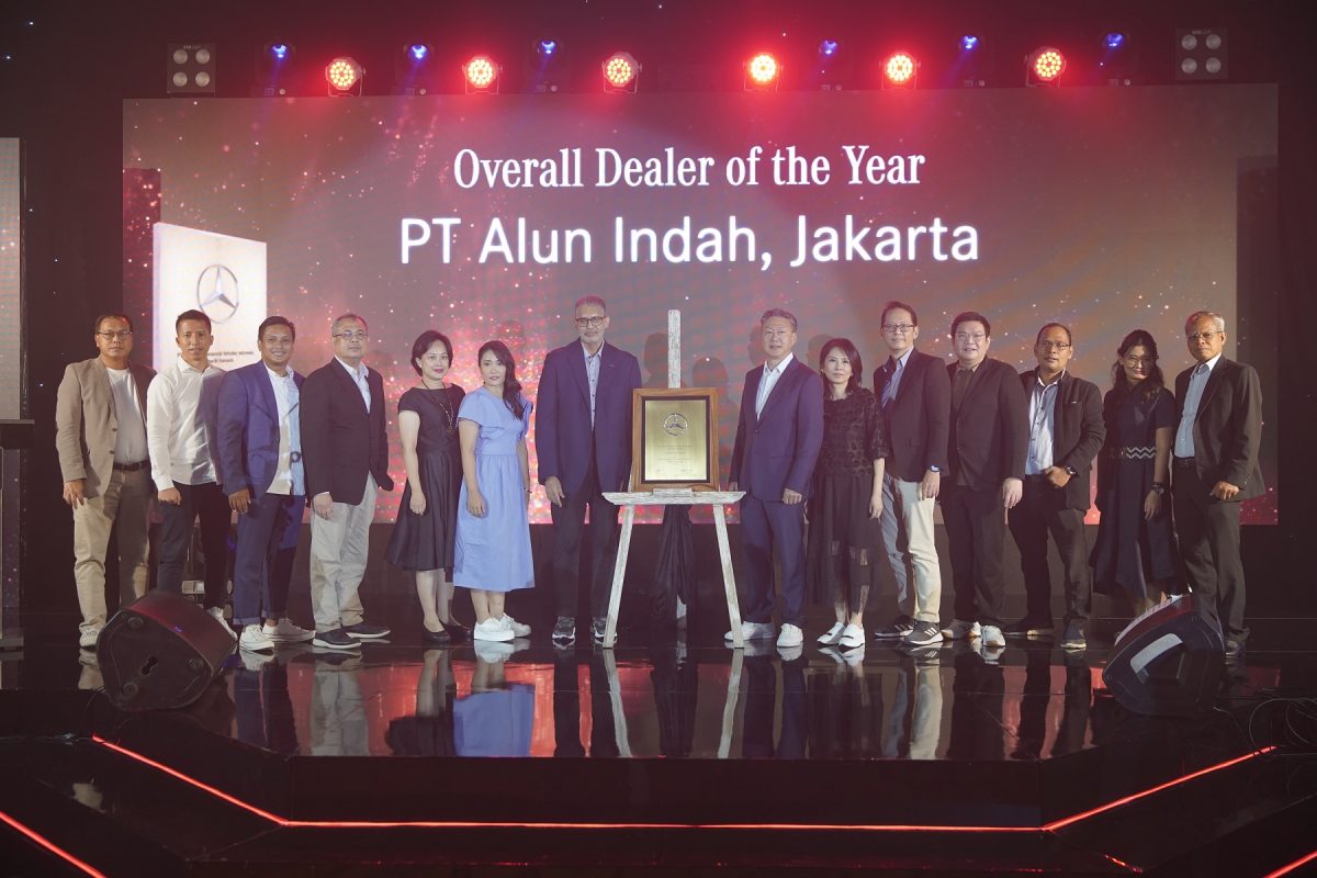 PT. Alun Indah Raih Dealer Terbaik Mercedes-Benz 2021