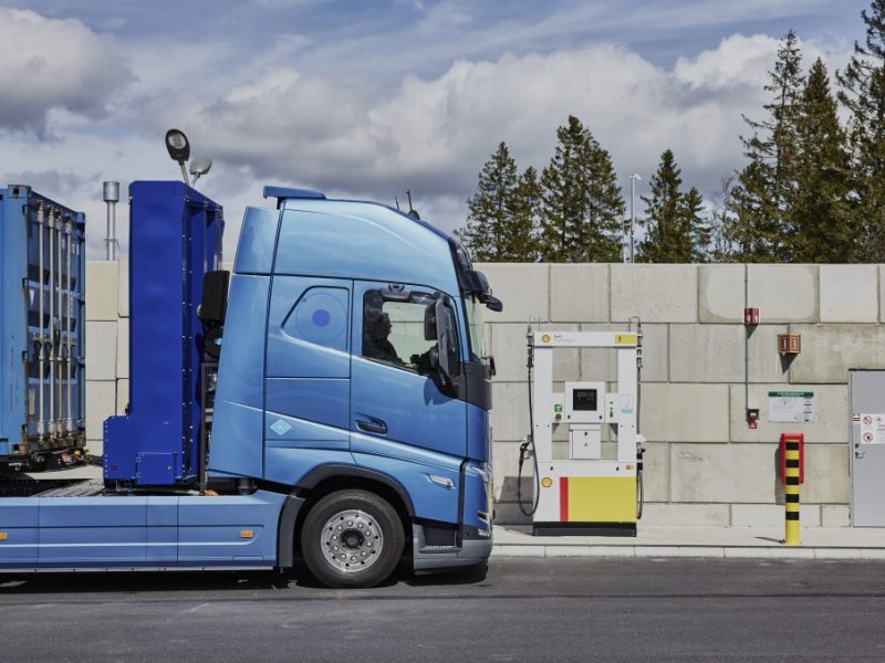 Volvo Memulai Era Kendaraan Komersial Fuel Cell Hidrogen