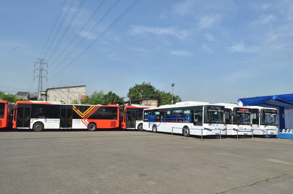 Percepat Operasikan Bus Listrik Transjakarta Uji Coba Tiga Merek Sekaligus
