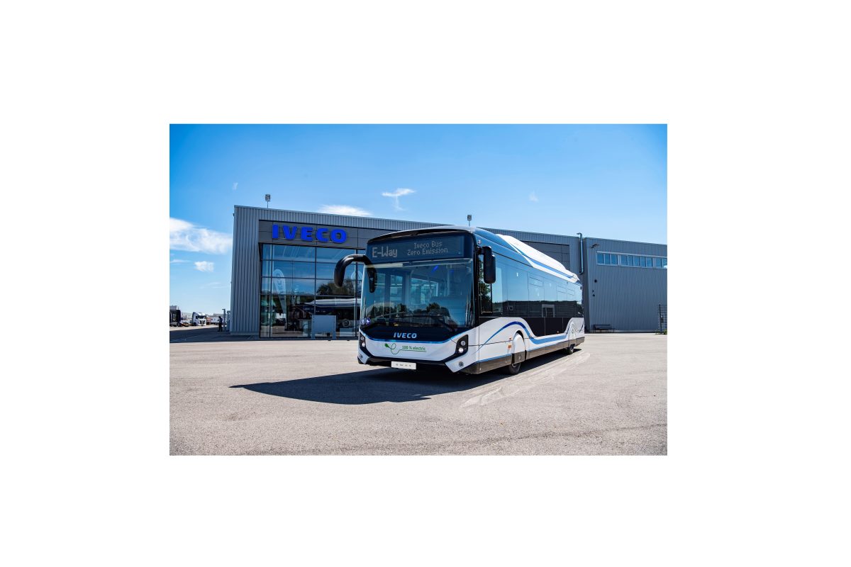 Busitalia Beli 150 Bus Listrik IVECO