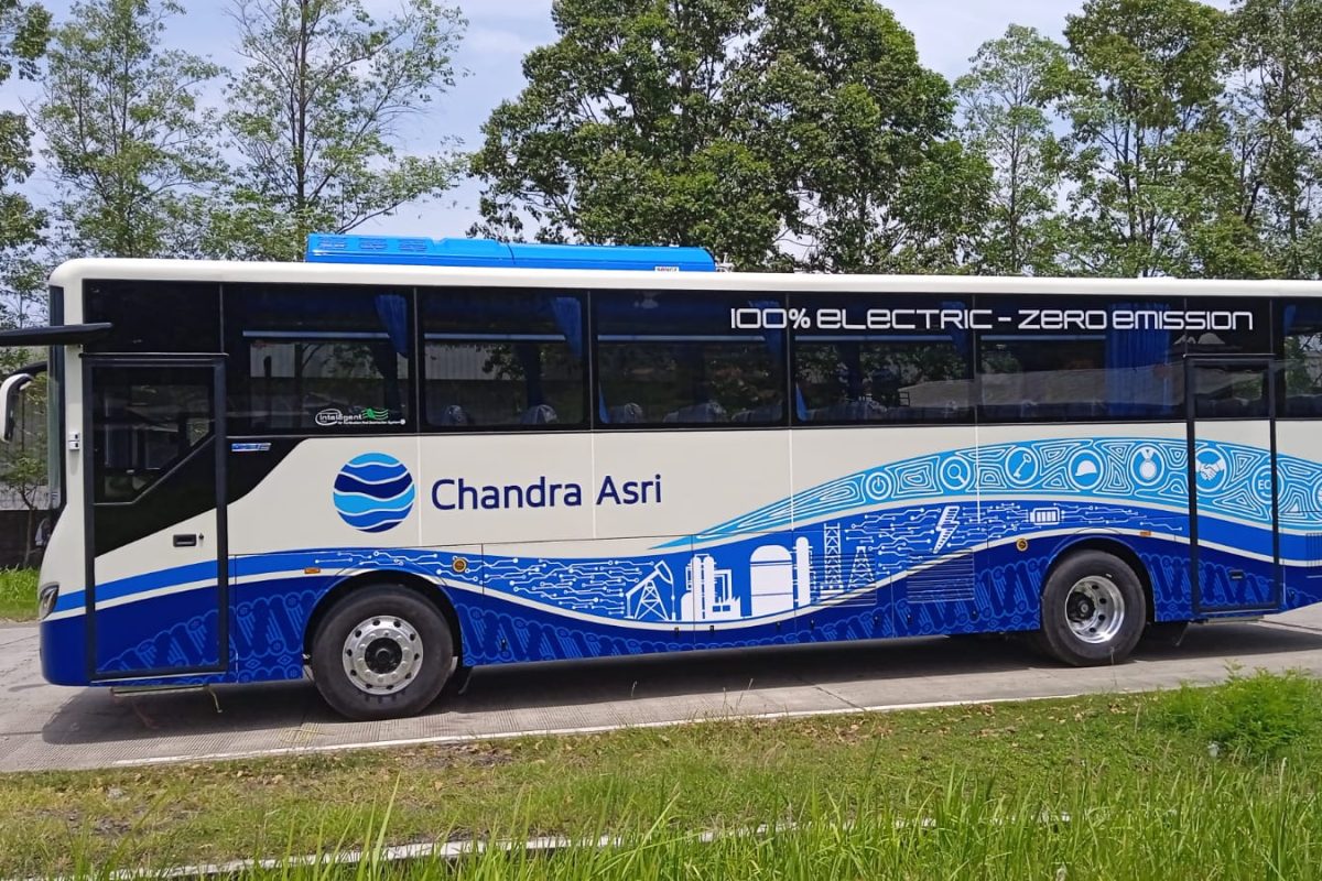 Chandra Asri Operasikan Dua Bus Listrik