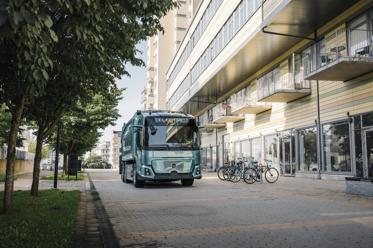 Volvo Trucks Perkenalkan Model Truk Khusus Listrik Pertamanya