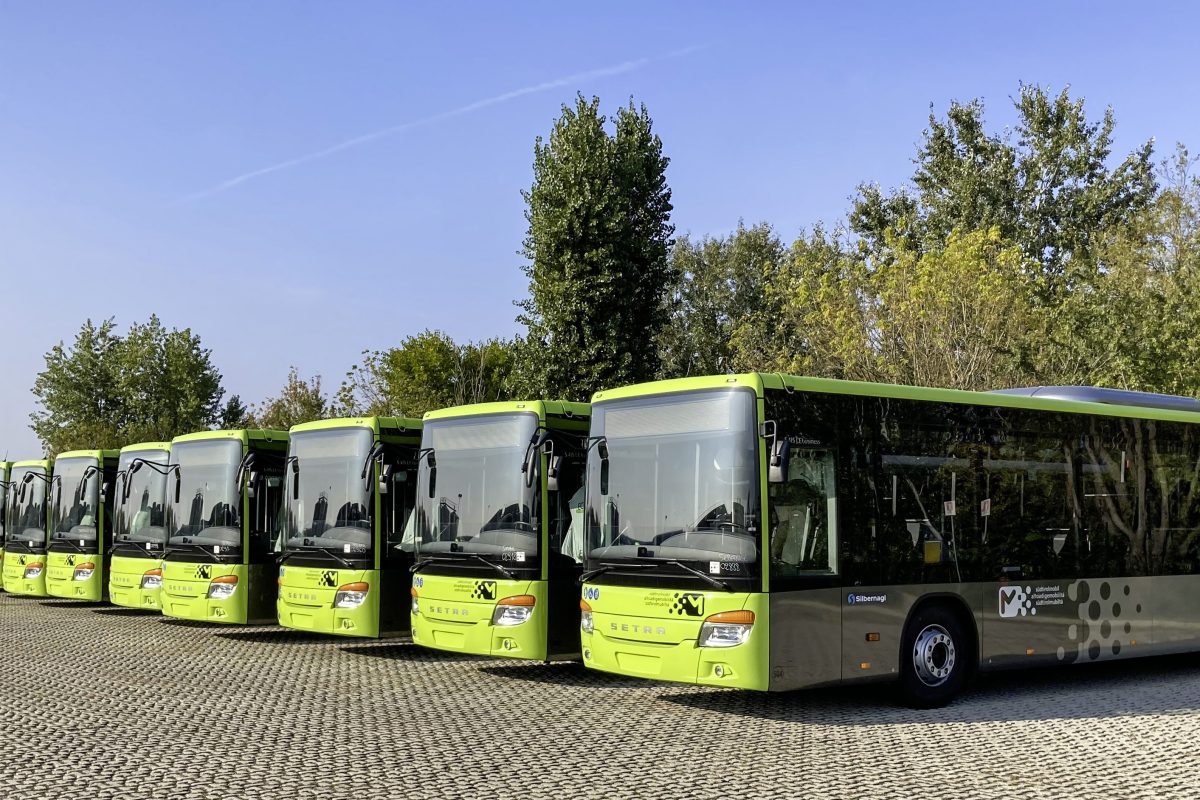 Daimler Bus Kirim 265 bus Setra dan Mercedes-Benz Ke Tyrol Selatan