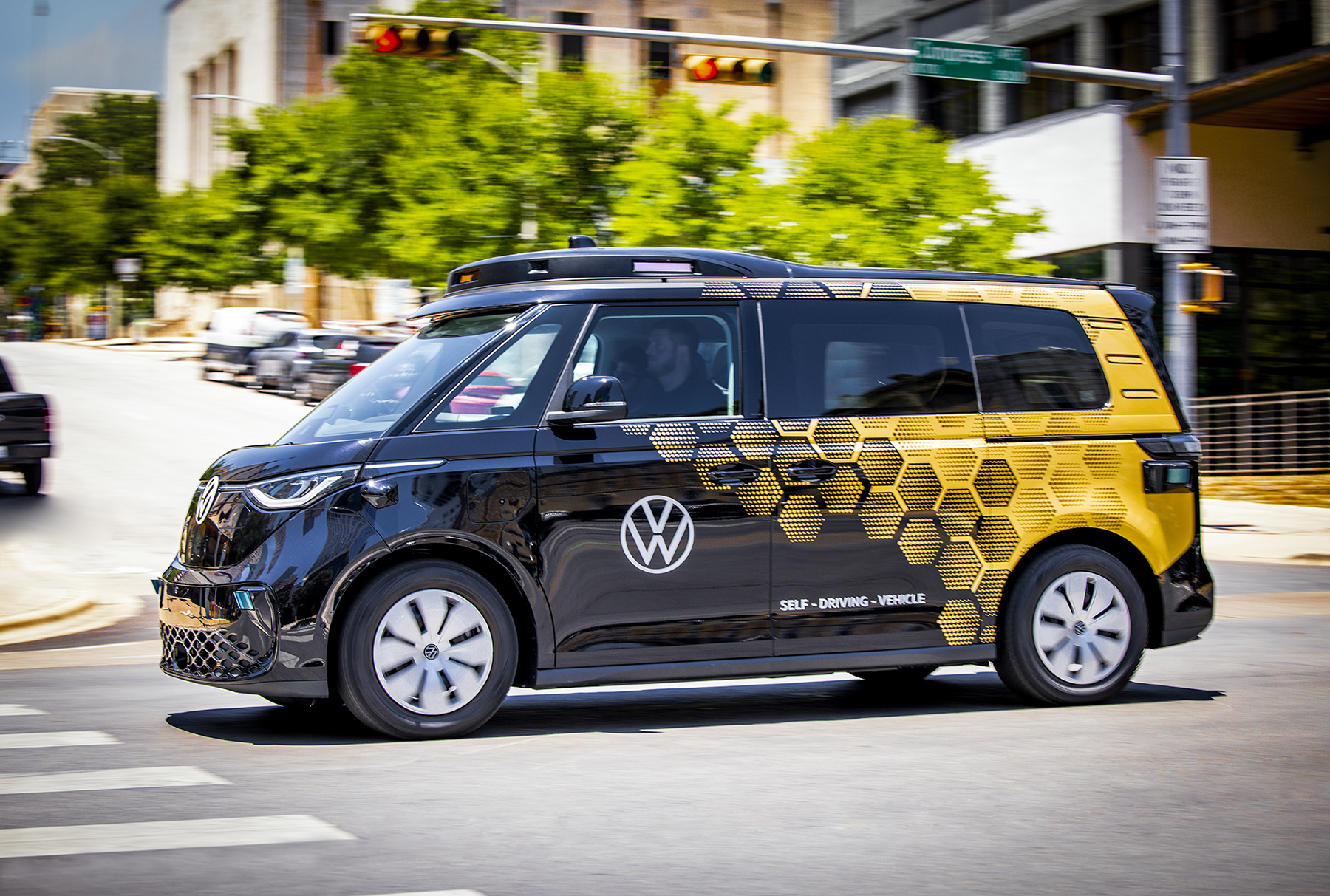 Volkswagen ADMT ID.BuzzAD