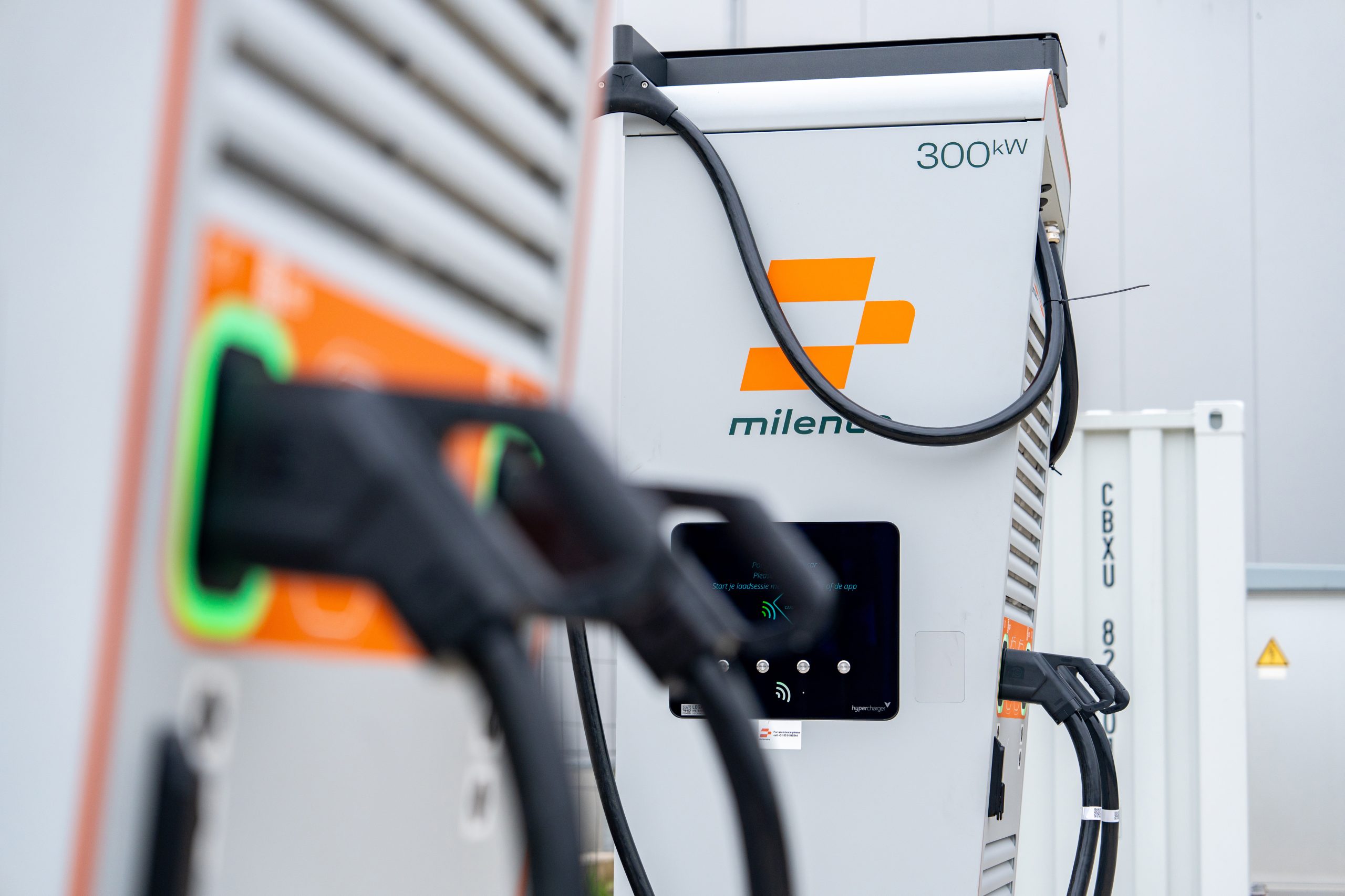 Milence Charging Hub