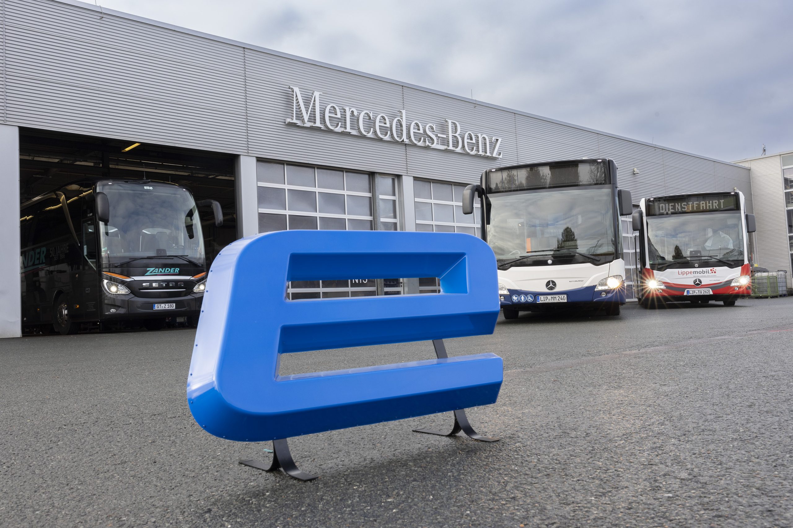 Daimler Bus Omniplus Electric Bus Mercedes-Benz eCitaro