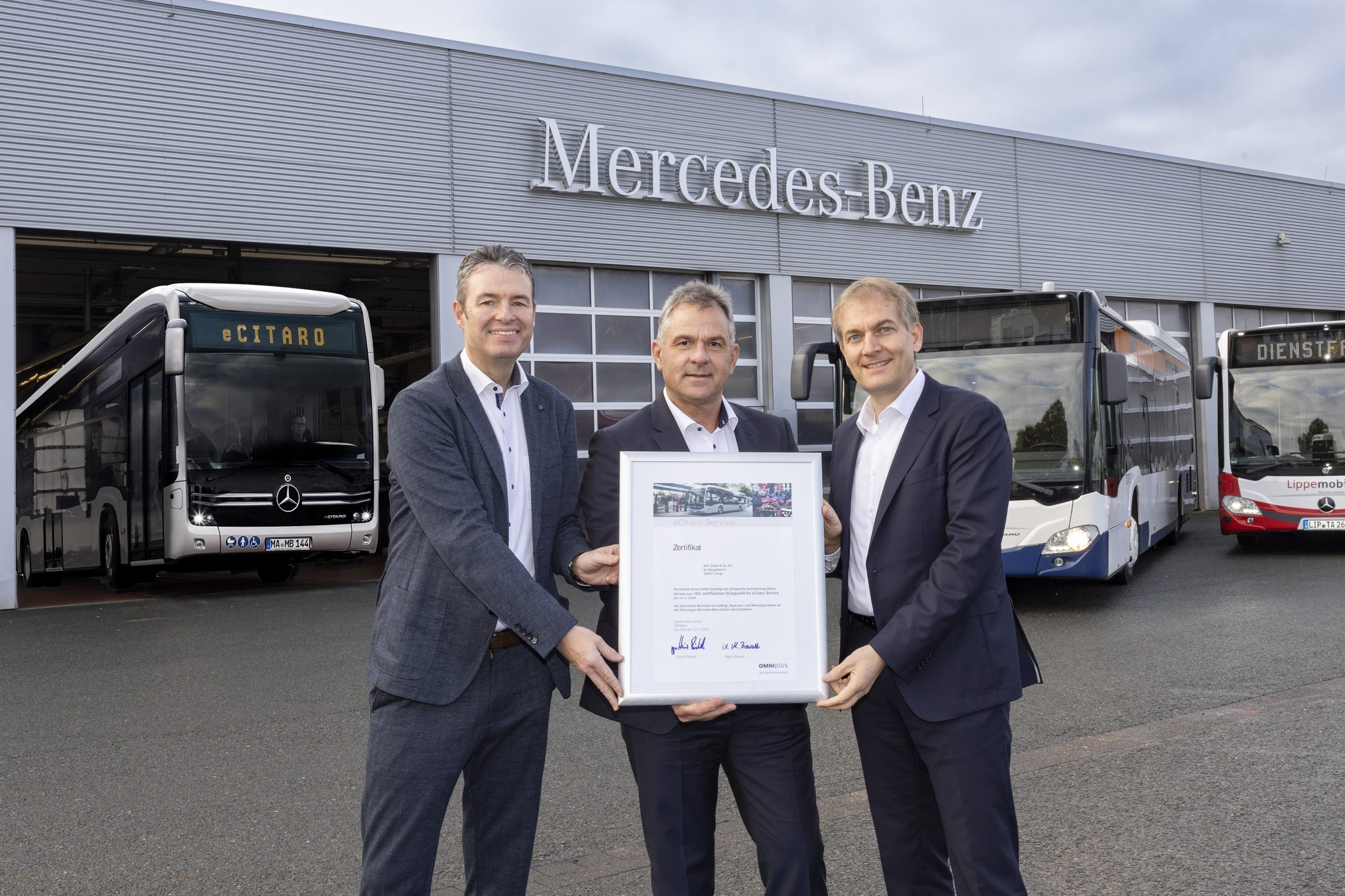 Daimler Bus Omniplus Electric Bus Mercedes-Benz eCitaro