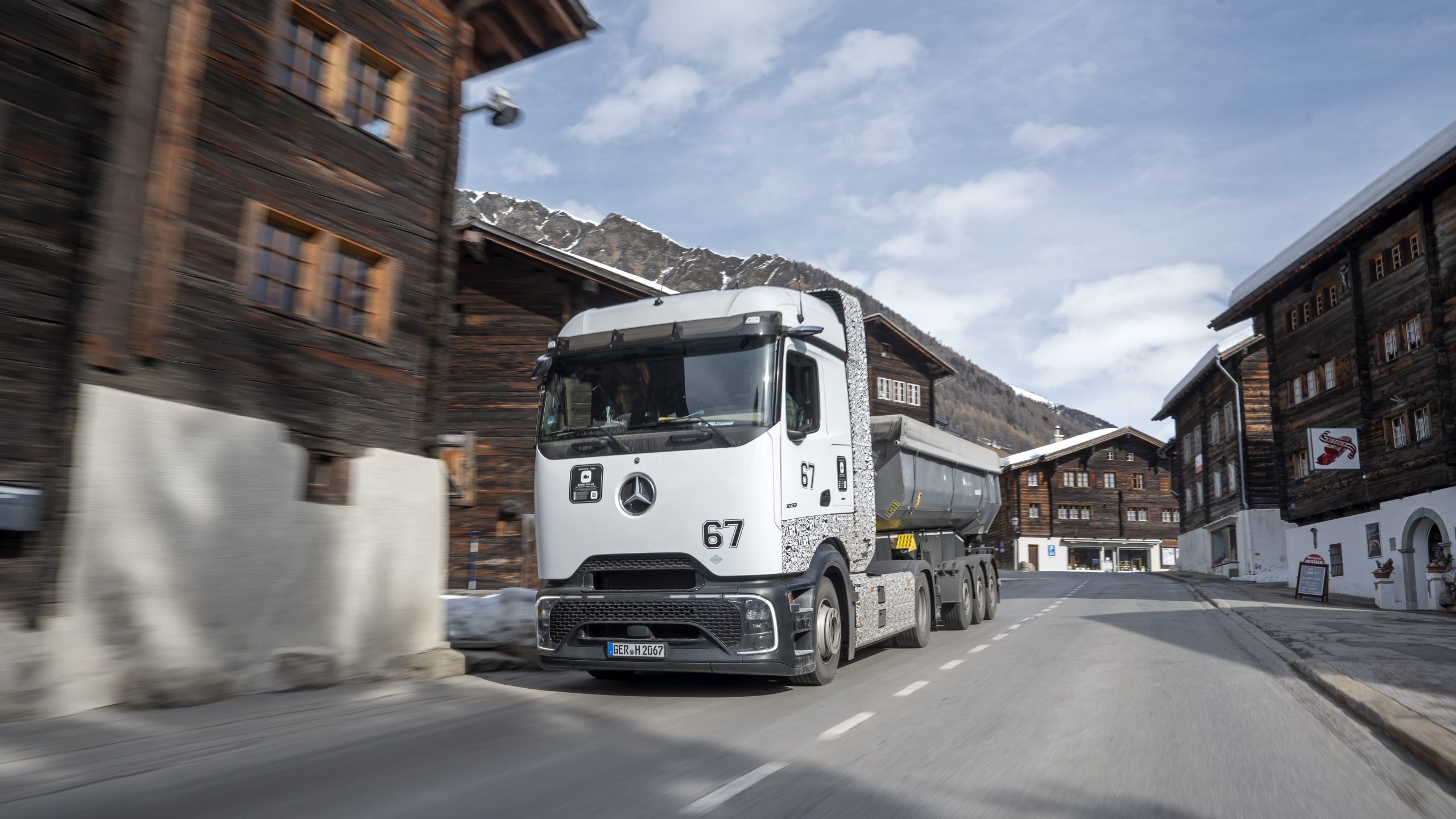 Daimler Truck - Mercedes-Benz GenH2 Fuel Cell
