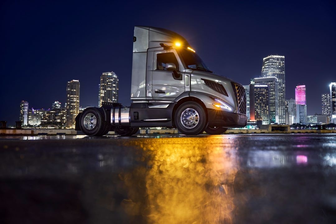 Volvo VNR