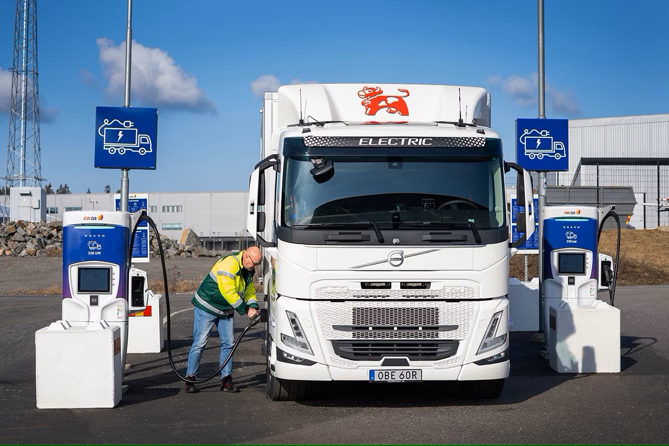 Volvo Trucks Open Charge