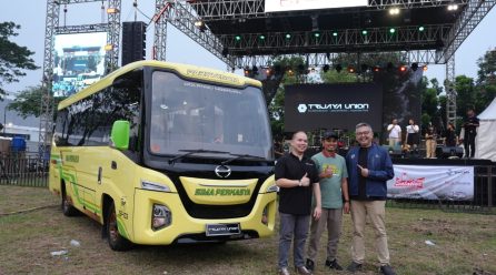 Hino Bus PO. Sima Perkasya Diserahkan